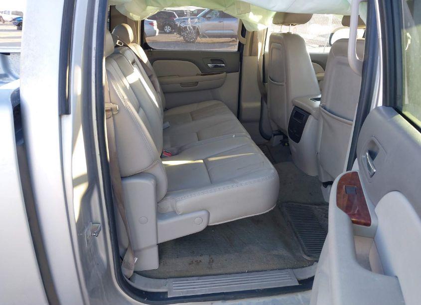 Photo 8 of 2010 Gmc Sierra 1500 SLT (VIN 3GTRKWE34AG113907)