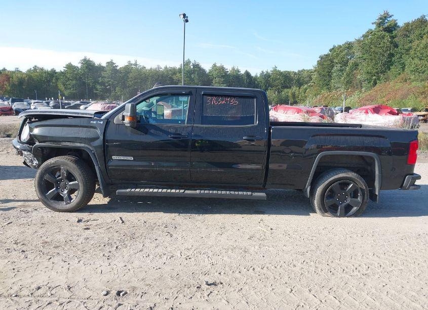Photo 14 of 2018 Gmc Sierra 1500 SLE (VIN 3GTU2MEC1JG378542)