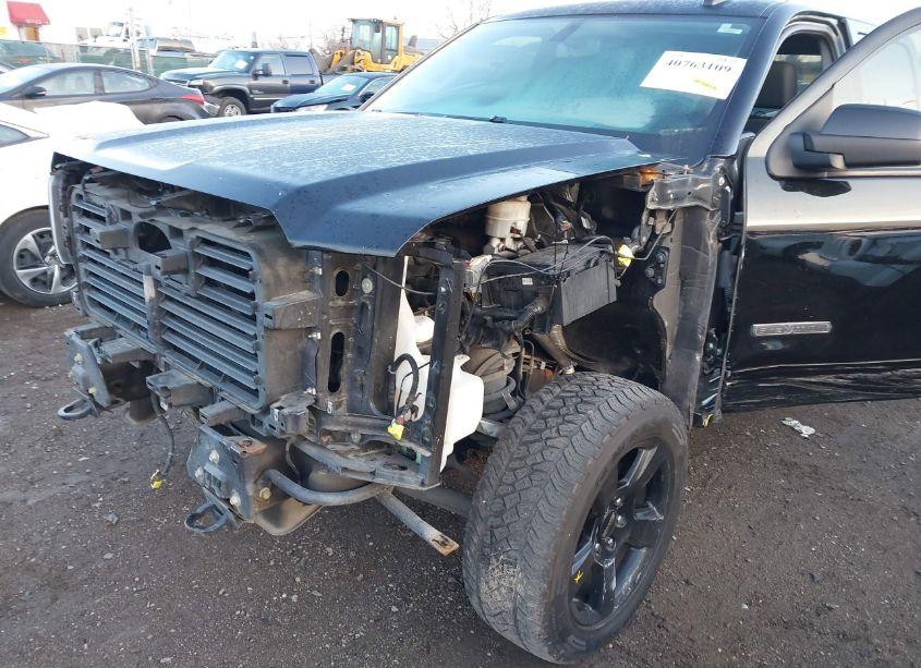 Photo 2 of 2017 Gmc Sierra 1500 SLE (VIN 3GTU2MEC6HG498945)