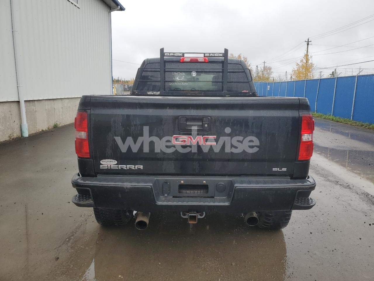Photo 6 of 2018 GMC SIERRA K1500 SLE (VIN 3GTU2MEC9JG259671)