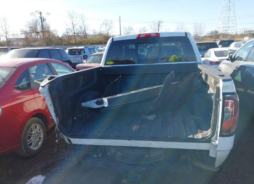 Photo 17 of 2018 Gmc Sierra 1500 SLT (VIN 3GTU2NEC0JG410287)