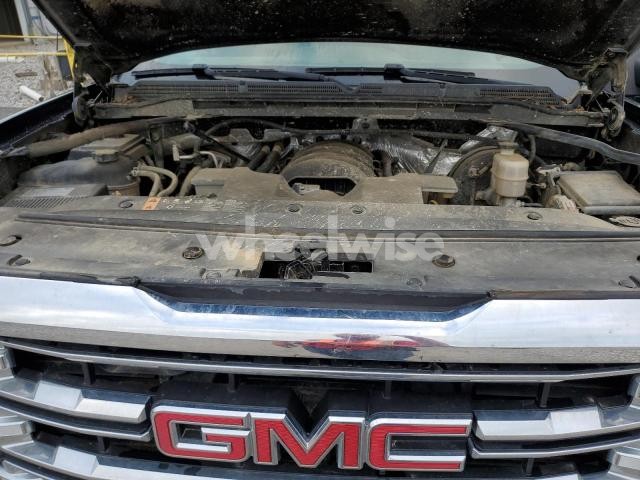 Photo 2 of 2017 GMC SIERRA K1500 SLT (VIN 3GTU2NEC1HG431739)