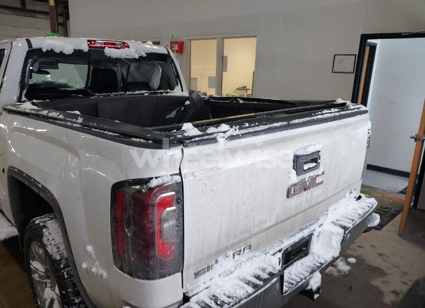Photo 16 of 2018 Gmc Sierra 1500 SLT (VIN 3GTU2NEC1JG369765)