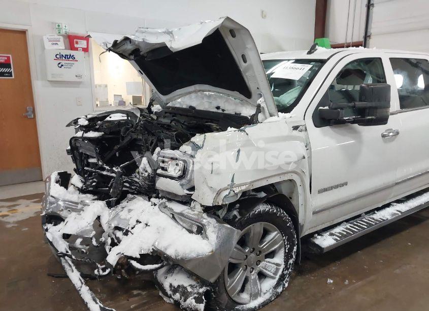 Photo 6 of 2018 Gmc Sierra 1500 SLT (VIN 3GTU2NEC1JG369765)