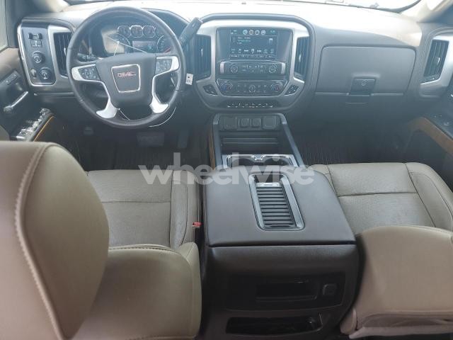 Photo 2 of 2018 GMC SIERRA K1500 SLT (VIN 3GTU2NEC2JG516434)