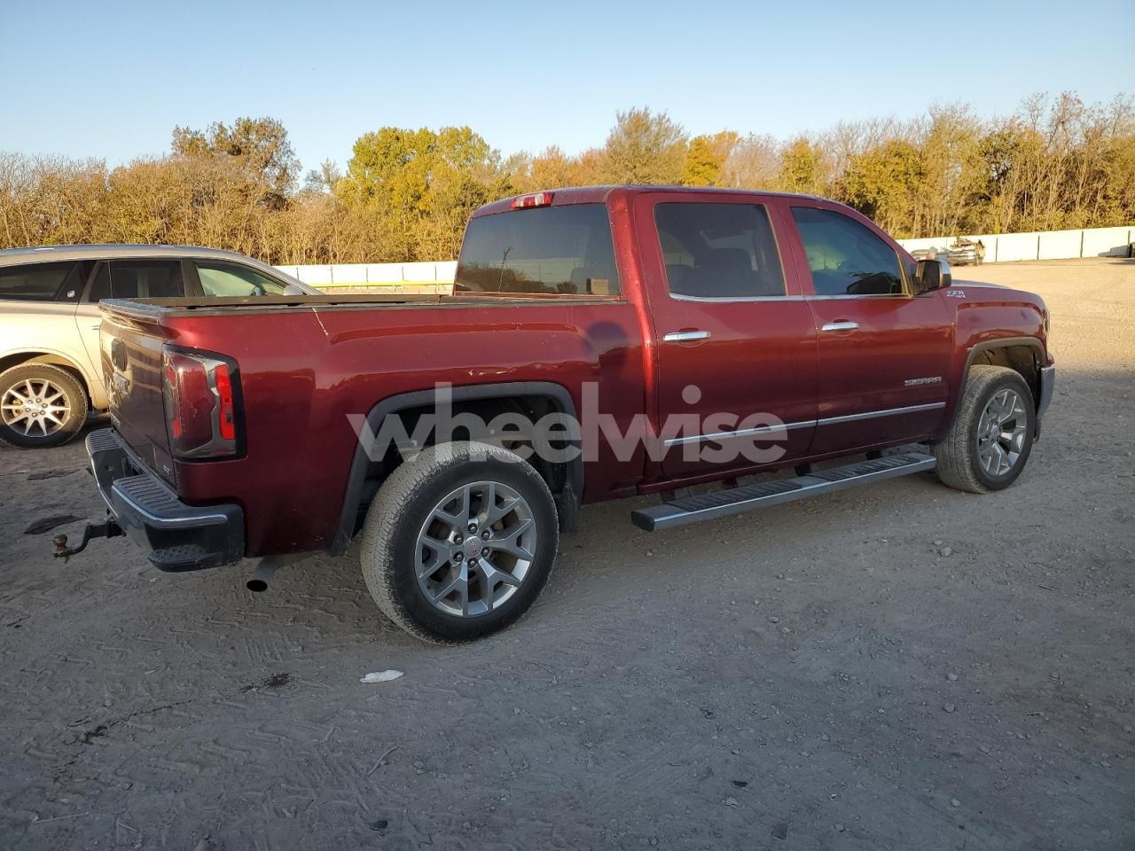 Photo 3 of 2016 GMC SIERRA K1500 SLT (VIN 3GTU2NEC3GG359036)
