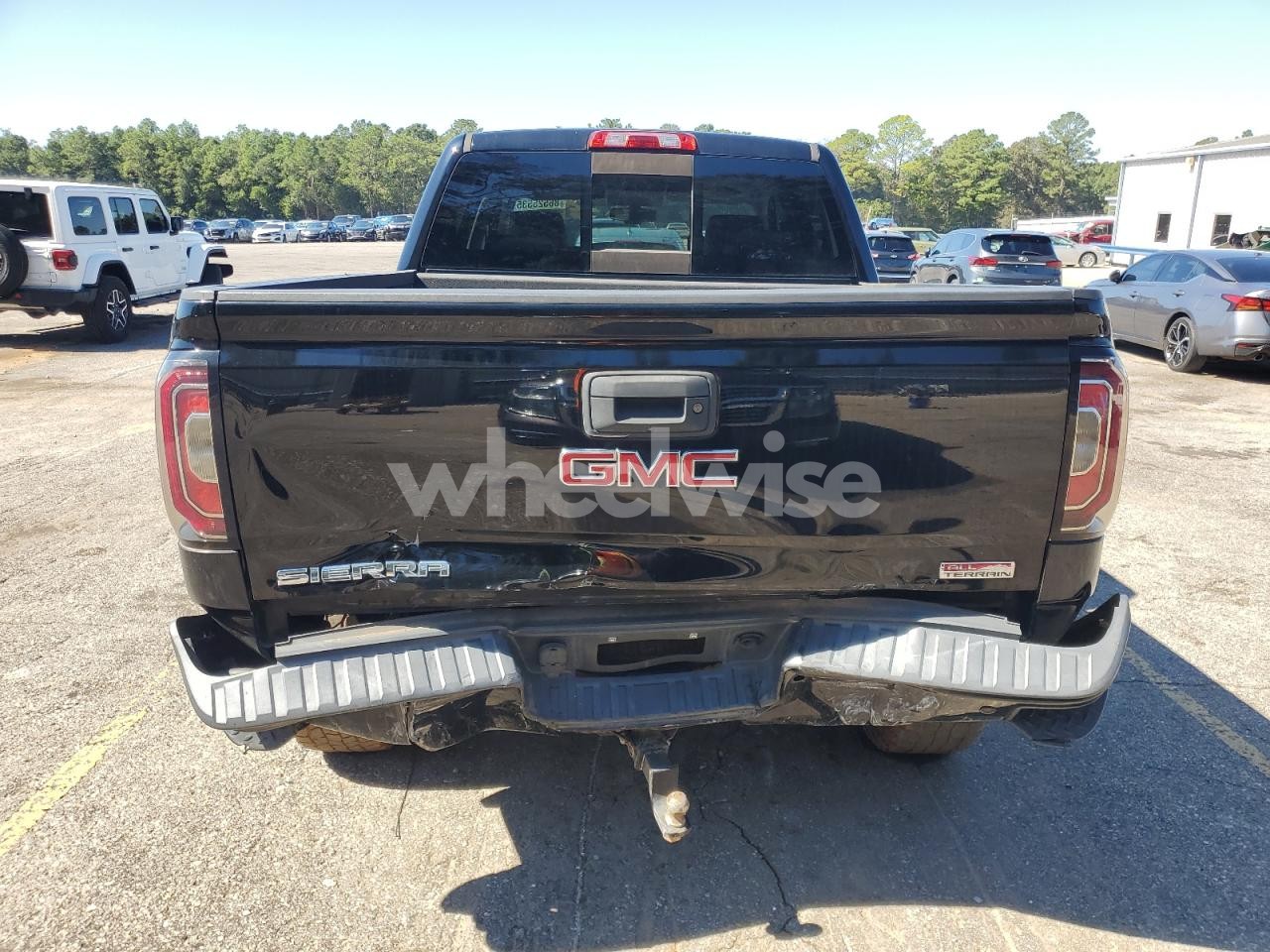 Photo 6 of 2017 GMC SIERRA K1500 SLT (VIN 3GTU2NEC3HG190573)