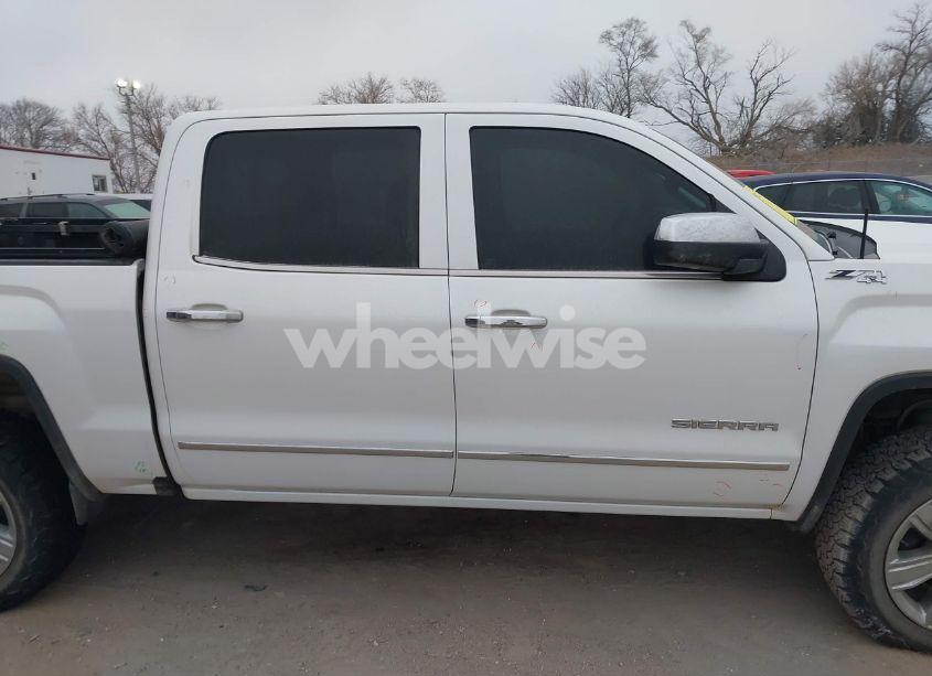 Photo 14 of 2018 Gmc Sierra 1500 SLT (VIN 3GTU2NEC4JG191205)