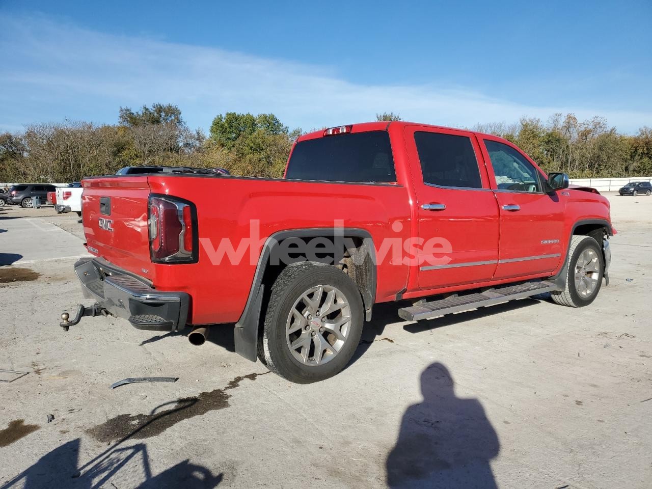 Photo 3 of 2018 GMC SIERRA K1500 SLT (VIN 3GTU2NEC4JG236983)