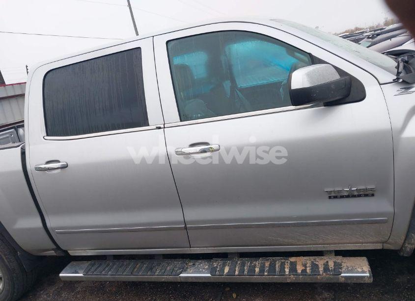 Photo 13 of 2017 Gmc Sierra 1500 SLT (VIN 3GTU2NEC5HG382027)