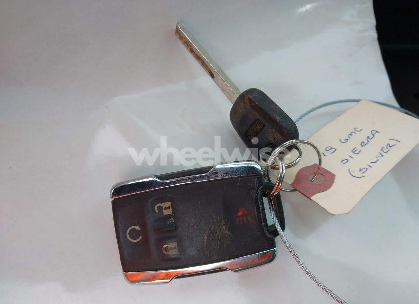 Photo 11 of 2018 Gmc Sierra 1500 SLT (VIN 3GTU2NEC5JG381871)