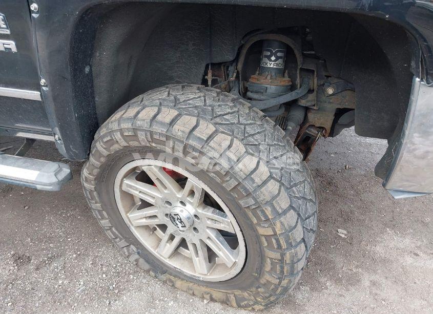 Photo 6 of 2018 Gmc Sierra 1500 SLT (VIN 3GTU2NEC5JG541781)