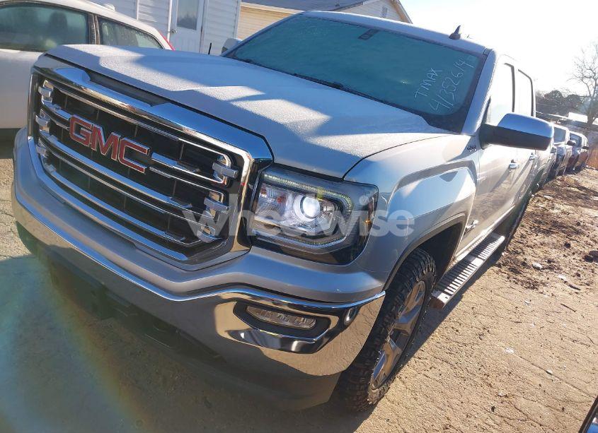 Photo 2 of 2018 Gmc Sierra 1500 SLT (VIN 3GTU2NEC5JG631206)