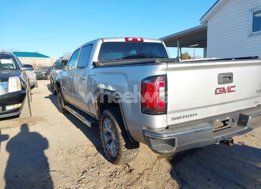 Photo 3 of 2018 Gmc Sierra 1500 SLT (VIN 3GTU2NEC5JG631206)