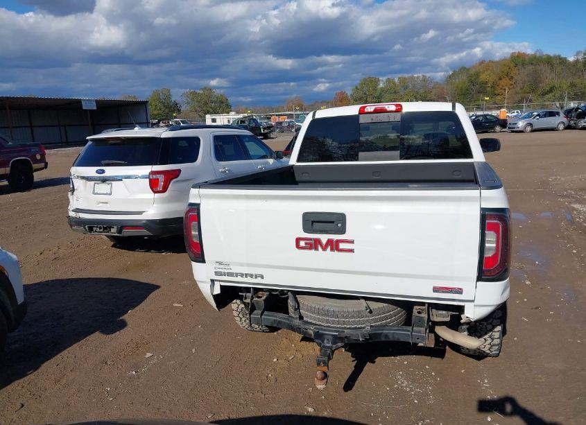 Photo 16 of 2017 Gmc Sierra 1500 SLT (VIN 3GTU2NEC6HG153243)