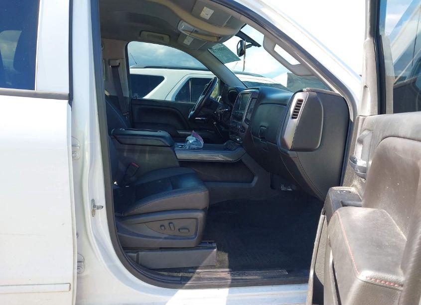 Photo 5 of 2017 Gmc Sierra 1500 SLT (VIN 3GTU2NEC6HG153243)