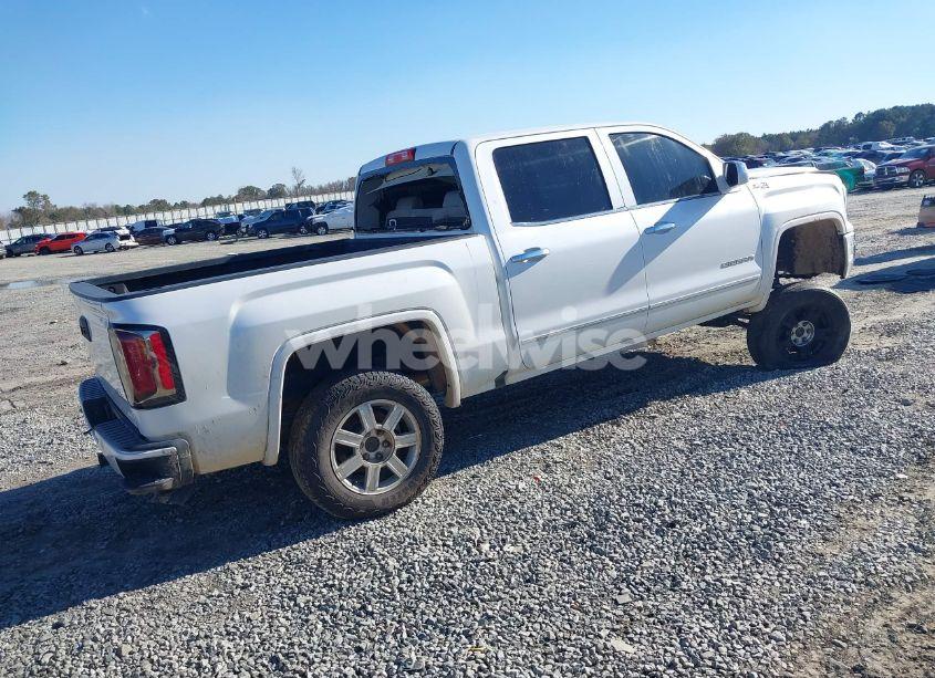 Photo 4 of 2018 Gmc Sierra 1500 SLT (VIN 3GTU2NEC8JG396929)