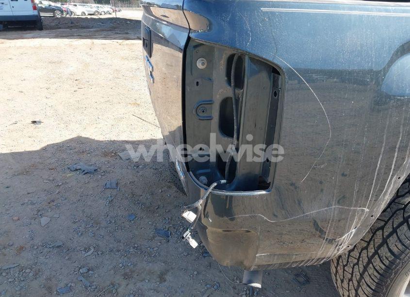 Photo 19 of 2018 Gmc Sierra 1500 SLT (VIN 3GTU2NECXJG307782)