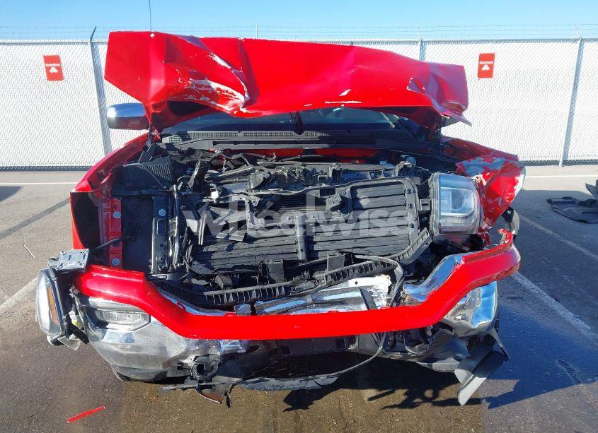 Photo 12 of 2018 Gmc Sierra 1500 SLT (VIN 3GTU2NECXJG571620)