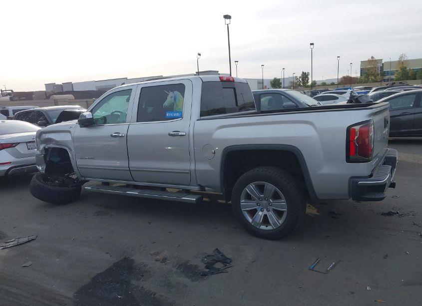 Photo 14 of 2018 Gmc Sierra 1500 SLT (VIN 3GTU2NEJ6JG282555)