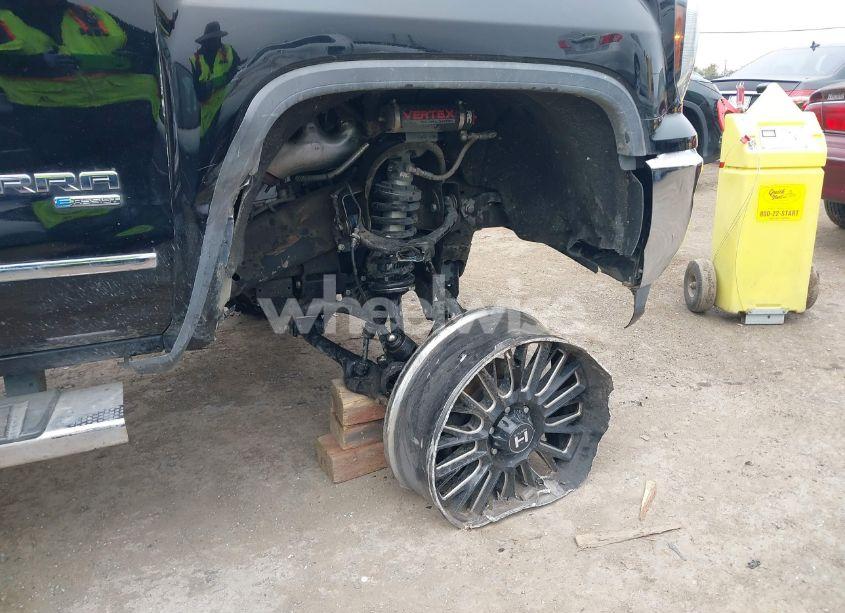 Photo 6 of 2018 Gmc Sierra 1500 SLT (VIN 3GTU2NER8JG435443)