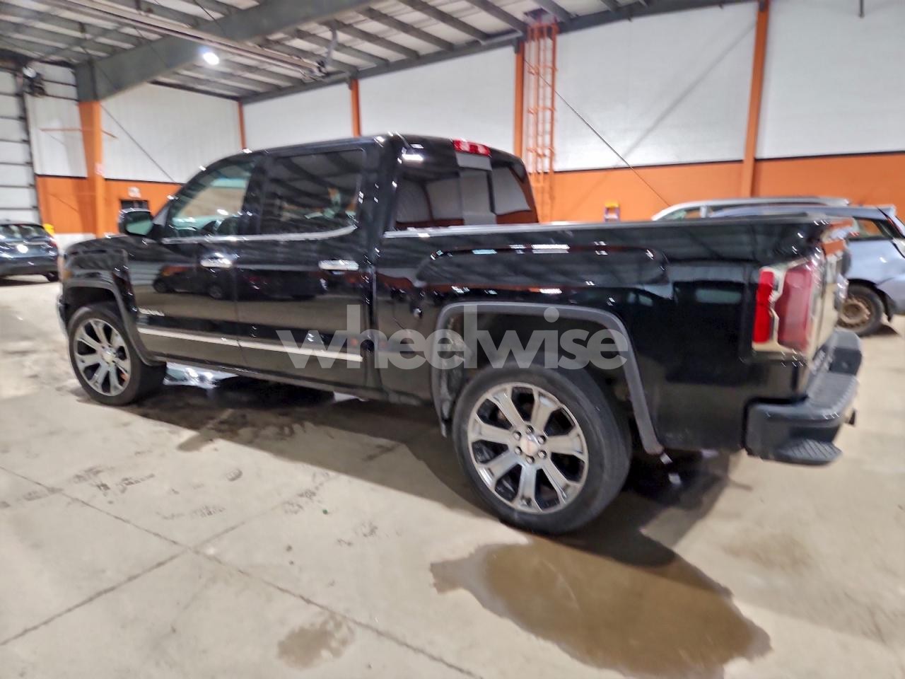 Photo 2 of 2017 GMC SIERRA K1500 DENALI (VIN 3GTU2PEC9HG318925)