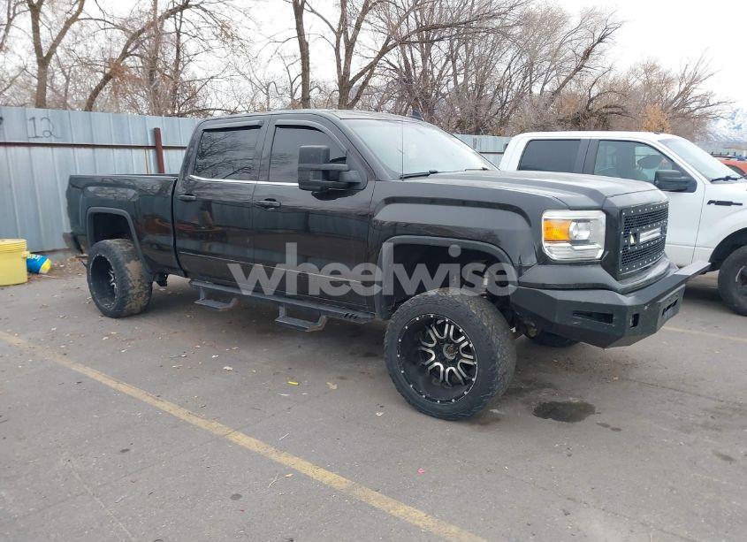 2015 Gmc Sierra 1500 SLE (VIN 3GTU2UEC1FG212769) main photo