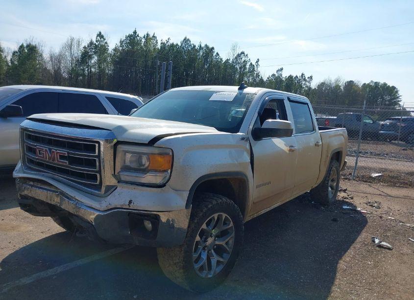 Photo 2 of 2015 Gmc Sierra 1500 SLE (VIN 3GTU2UEC2FG393252)