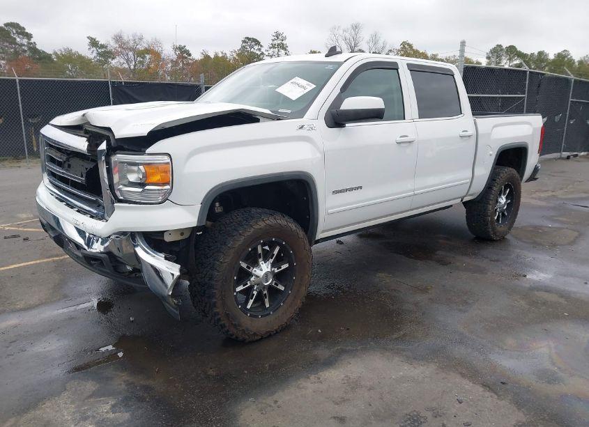 Photo 2 of 2015 Gmc Sierra 1500 SLE (VIN 3GTU2UEC5FG107197)