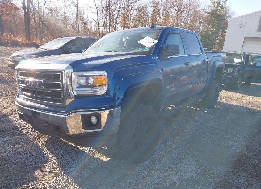 Photo 2 of 2015 Gmc Sierra 1500 SLE (VIN 3GTU2UEC7FG275102)