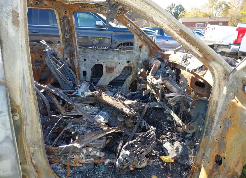 Photo 5 of 2015 Gmc Sierra 1500 DENALI (VIN 3GTU2WEC0FG224214)