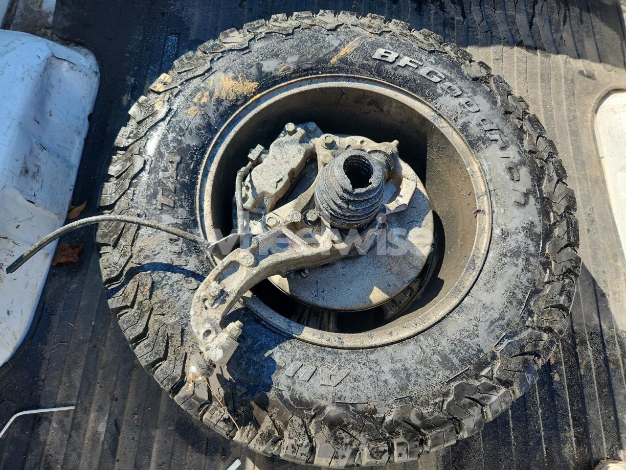 Photo 12 of 2020 GMC SIERRA K1500 (VIN 3GTU9AEF6LG318621)