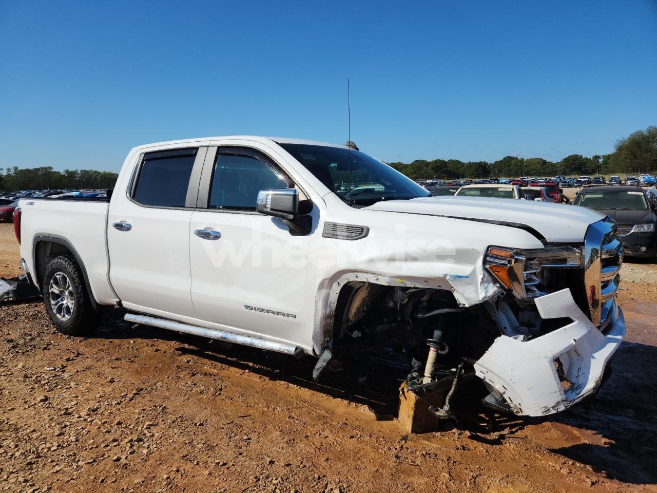 Photo 4 of 2020 GMC SIERRA K1500 (VIN 3GTU9AEF6LG318621)