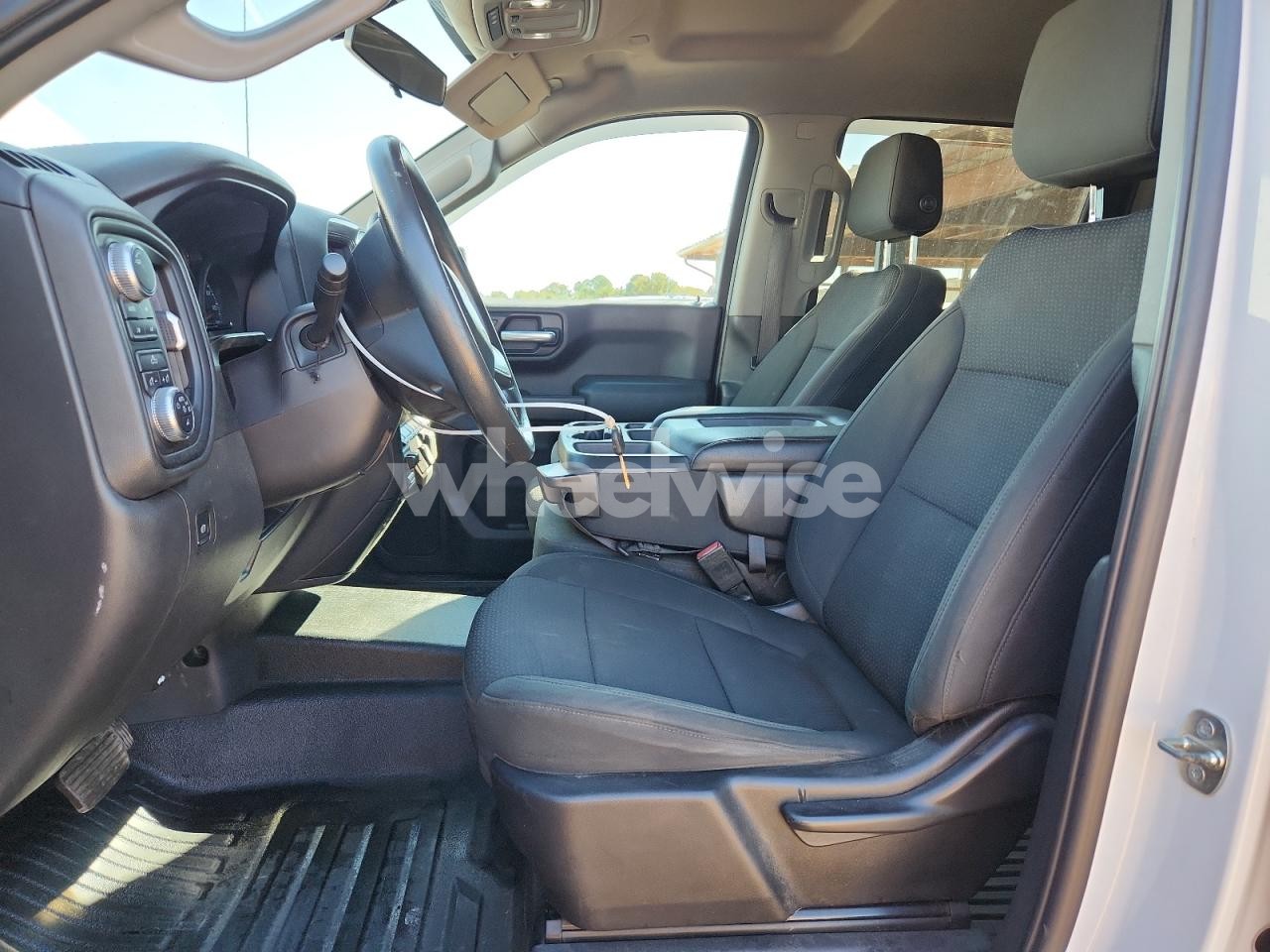 Photo 7 of 2020 GMC SIERRA K1500 (VIN 3GTU9AEF6LG318621)