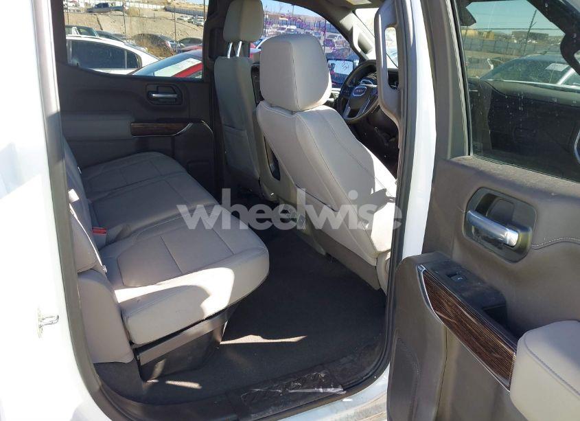 Photo 8 of 2020 Gmc Sierra 1500 4WD SHORT BOX SLE (VIN 3GTU9BED0LG210421)