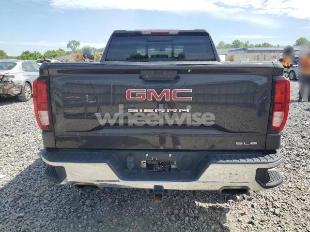 2021 GMC SIERRA K1500 SLE (VIN 3GTU9BED5MG123969) main photo