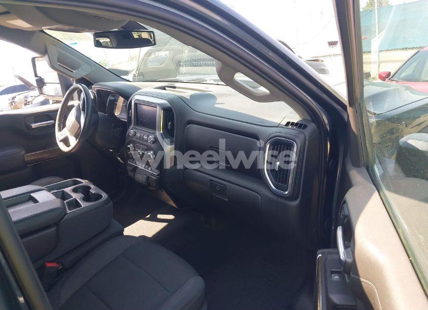 Photo 5 of 2020 Gmc Sierra 1500 4WD STANDARD BOX SLE (VIN 3GTU9BET2LG436337)