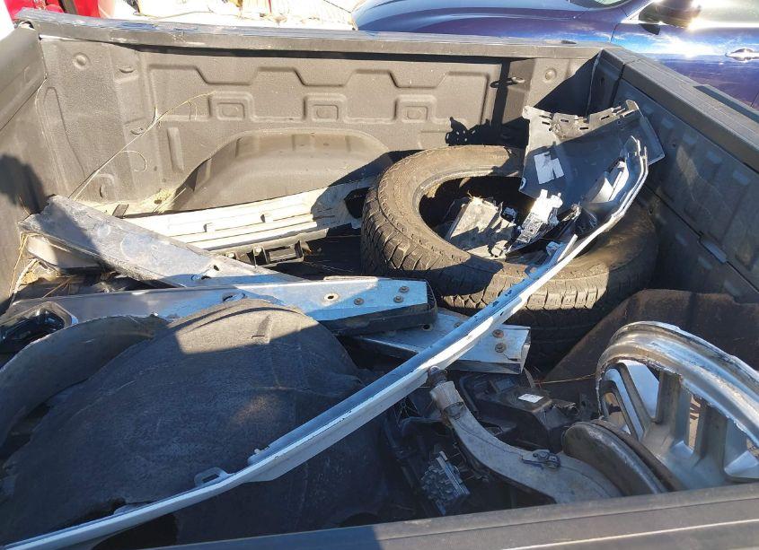 Photo 11 of 2019 Gmc Sierra 1500 SLT (VIN 3GTU9DED2KG236559)