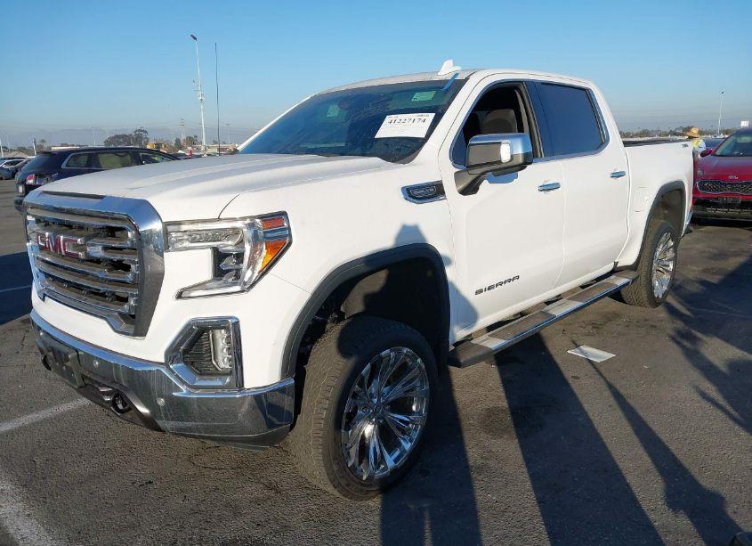 Photo 2 of 2020 Gmc Sierra 1500 4WD SHORT BOX SLT (VIN 3GTU9DED7LG365656)