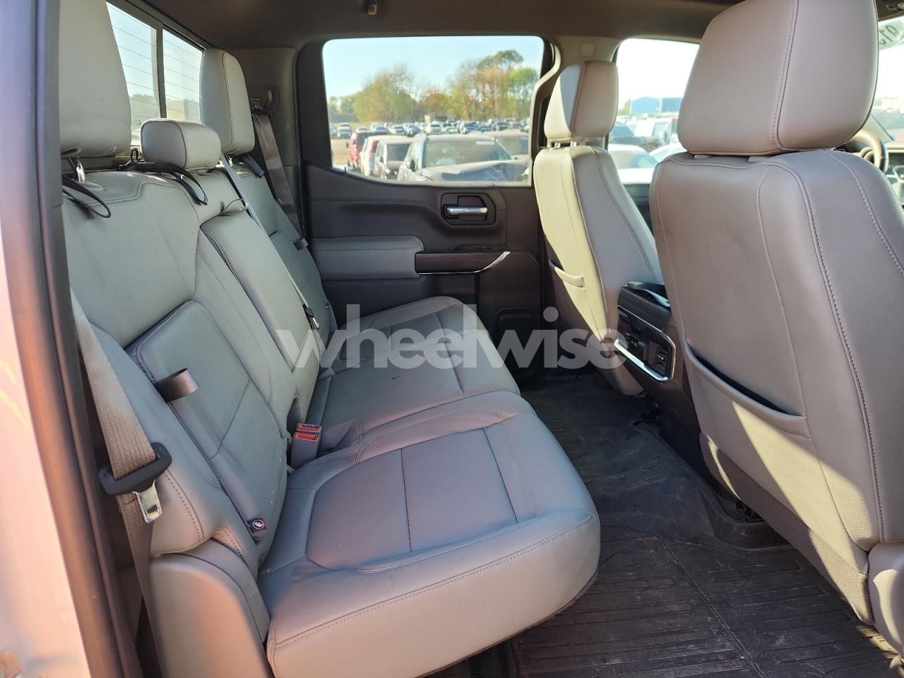 Photo 10 of 2022 GMC SIERRA LIMITED K1500 SLT (VIN 3GTU9DED8NG158678)