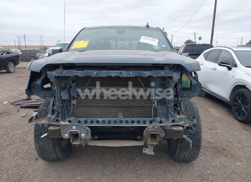 Photo 13 of 2019 Gmc Sierra 1500 SLT (VIN 3GTU9DED9KG187067)