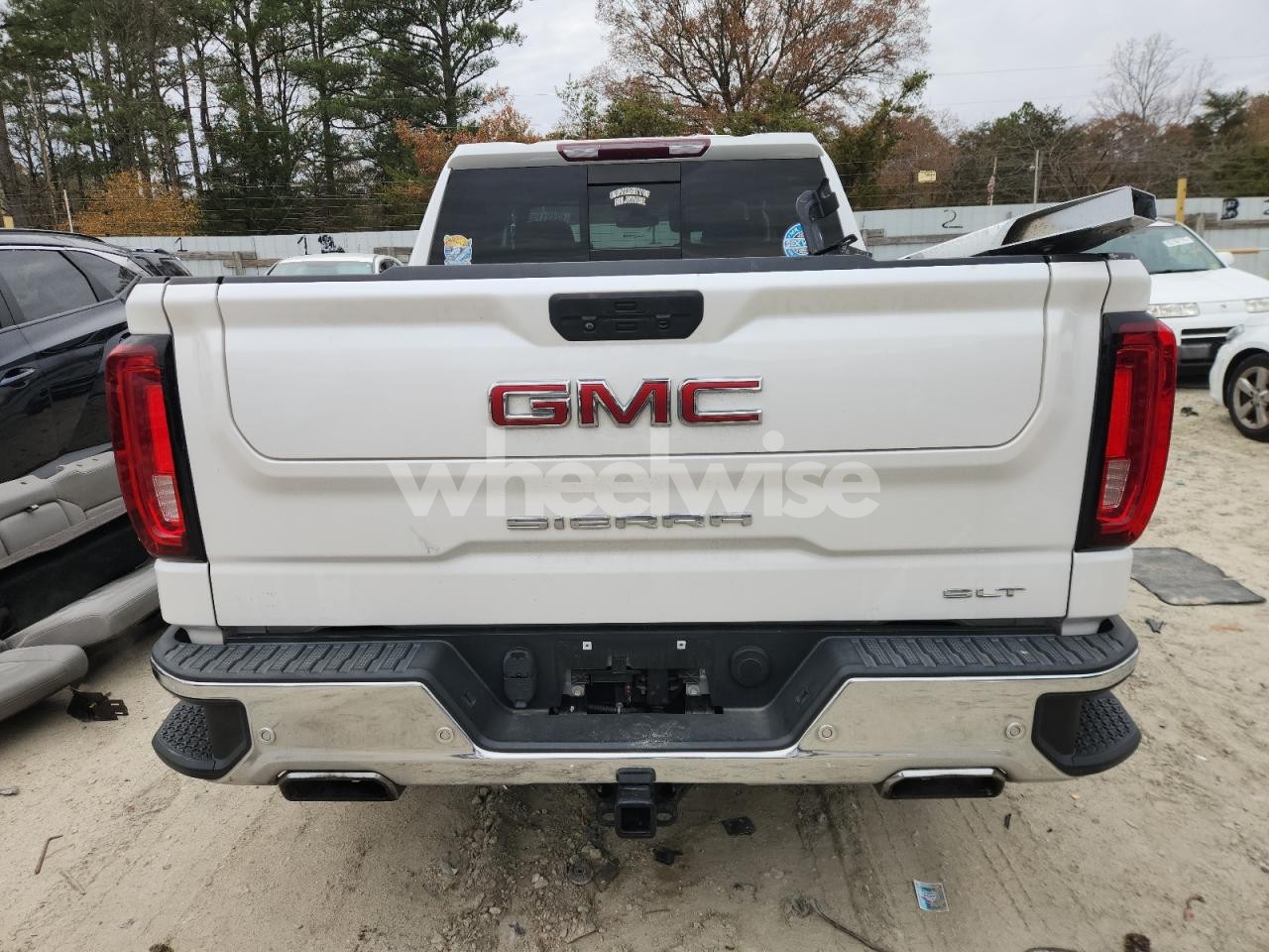 Photo 6 of 2020 GMC SIERRA K1500 SLT (VIN 3GTU9DEL9LG110353)
