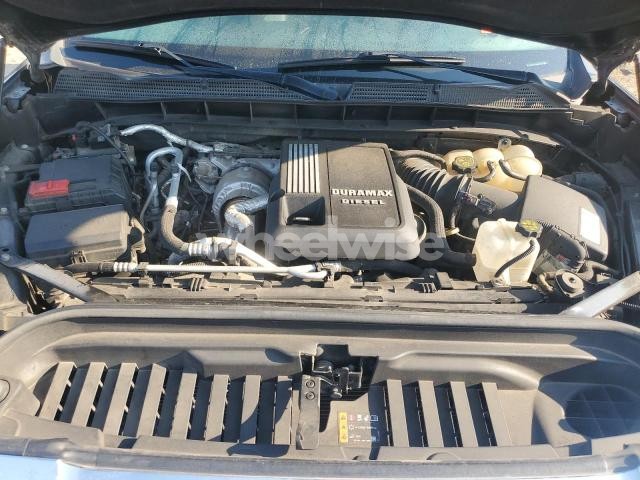 Photo 2 of 2021 GMC SIERRA K1500 SLT (VIN 3GTU9DET5MG318845)