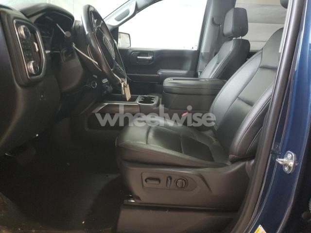 Photo 3 of 2021 GMC SIERRA K1500 SLT (VIN 3GTU9DET5MG360674)