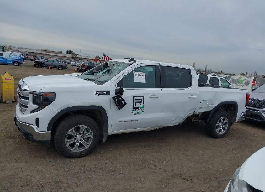 Photo 13 of 2023 Gmc Sierra 1500 4WD STANDARD BOX SLE (VIN 3GTUUBED9PG272307)