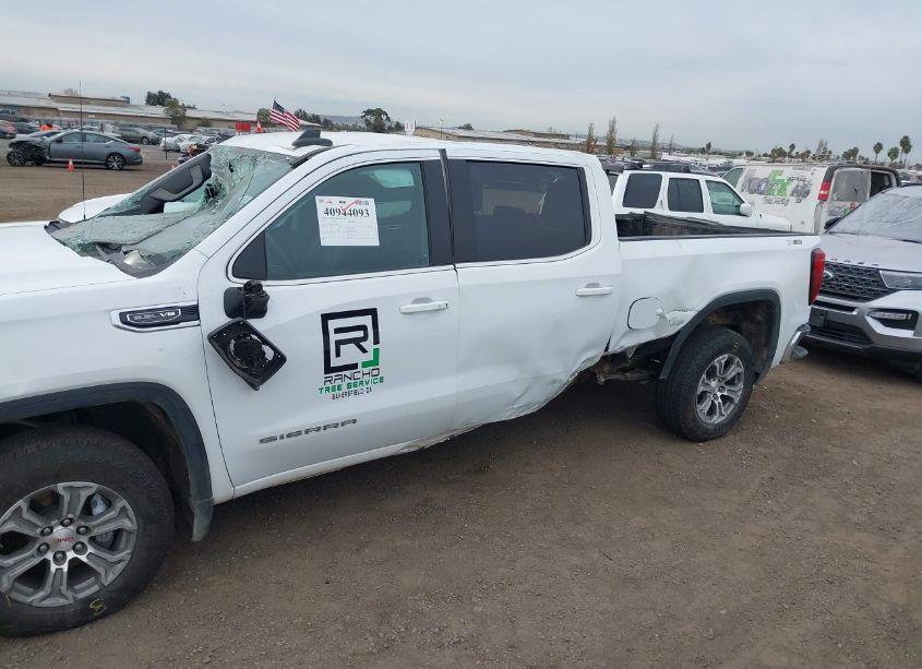 Photo 6 of 2023 Gmc Sierra 1500 4WD STANDARD BOX SLE (VIN 3GTUUBED9PG272307)