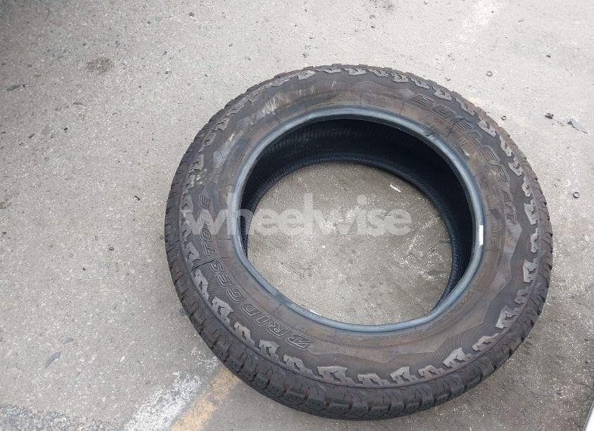 Photo 12 of 2023 Gmc Sierra 1500 4WD SHORT BOX ELEVATION WITH 3SB (VIN 3GTUUCED0PG229206)