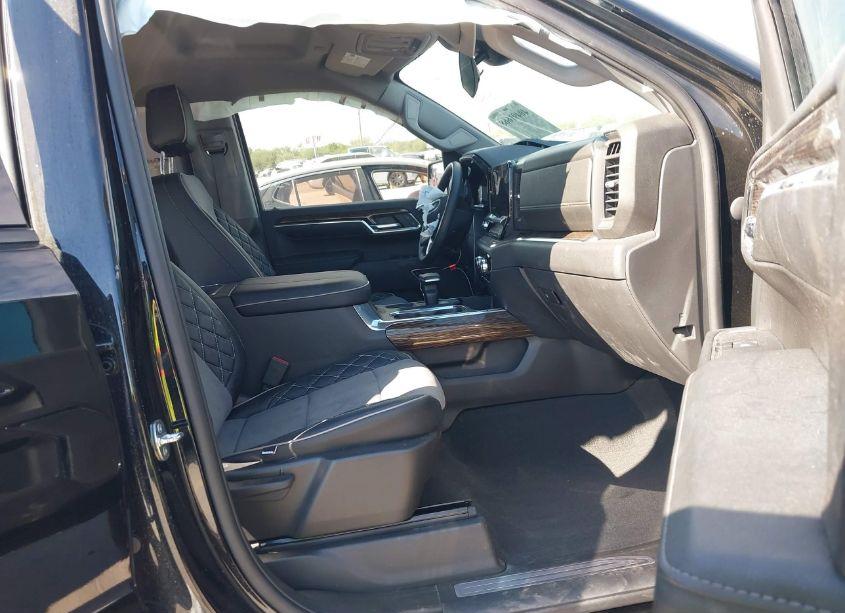 Photo 5 of 2023 Gmc Sierra 1500 4WD SHORT BOX ELEVATION WITH 3SB (VIN 3GTUUCED6PG237021)