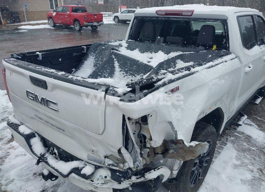 Photo 6 of 2024 Gmc Sierra 1500 4WD SHORT BOX ELEVATION WITH 3SB (VIN 3GTUUCED9RG384923)