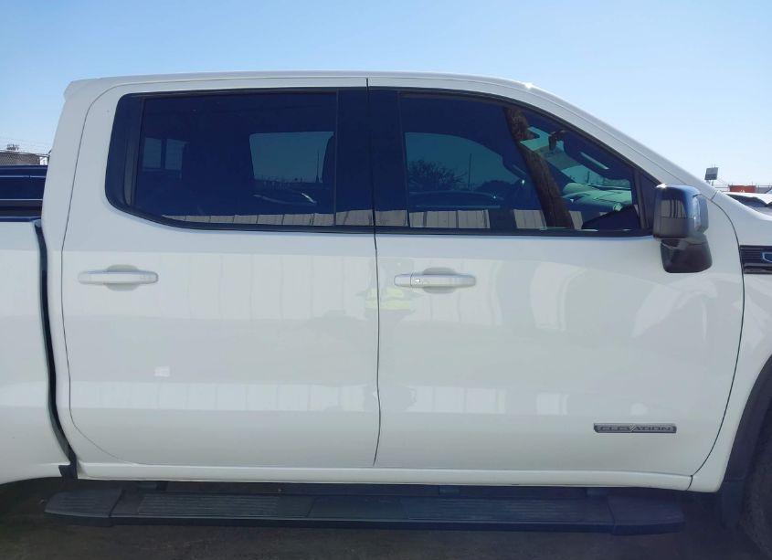 Photo 13 of 2022 Gmc Sierra 1500 (VIN 3GTUUCET0NG645809)